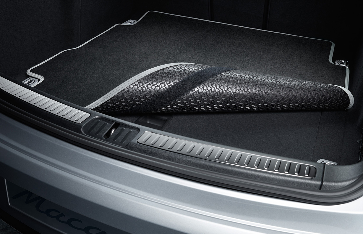 Customizable Trunk Mat - Macan : Suncoast Porsche Parts & Accessories